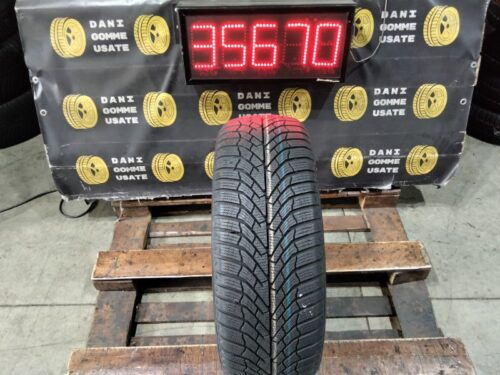 1 Gomma usata 215 60 16 Pneumatici Invernali KUMHO
