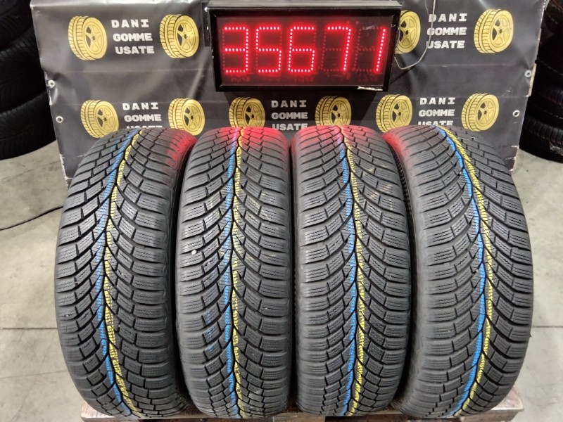 4 Gomme usate 215 60 16 Pneumatici Invernali CONTINENTAL 4 Gomme usate 215 60 16 Pneumatici Invernali CONTINENTAL