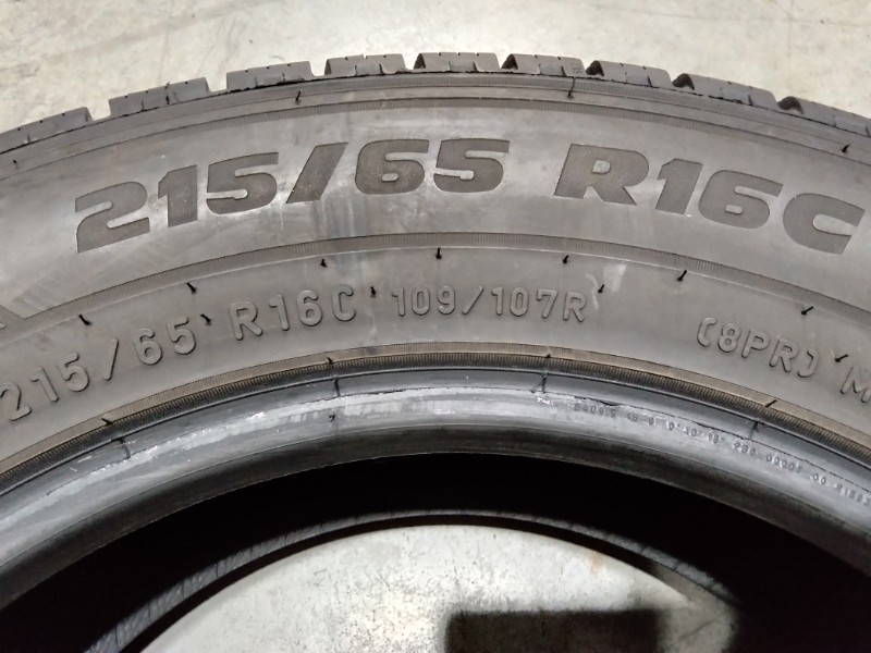 4 Gomme usate 215 65 16 C Pneumatici Invernali PIRELLI 4 Gomme usate 215 65 16 C Pneumatici Invernali PIRELLI