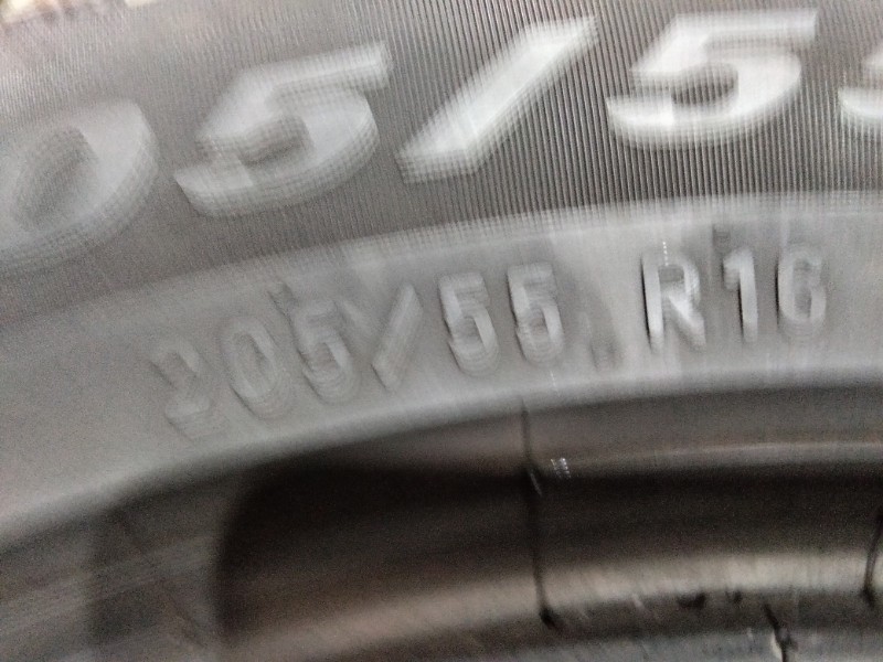 4 Gomme usate 205 55 16 Pneumatici Invernali PIRELLI 4 Gomme usate 205 55 16 Pneumatici Invernali PIRELLI