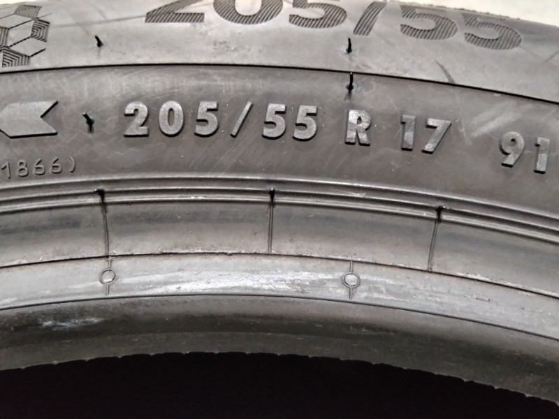 2 Gomme usate 205 55 17 Pneumatici Invernali CONTINENTAL 2 Gomme usate 205 55 17 Pneumatici Invernali CONTINENTAL