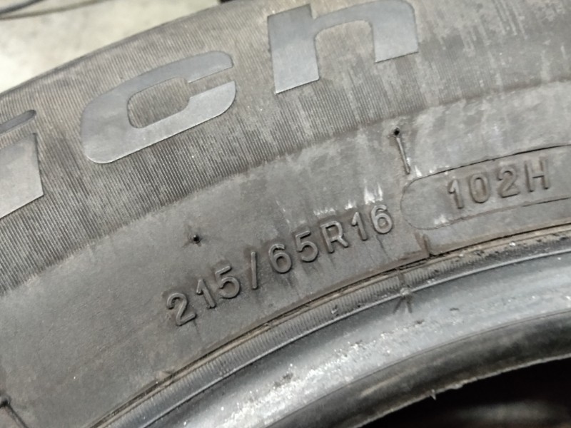 4 Gomme usate 215 65 16 Pneumatici Invernali BF GOODRICH 4 Gomme usate 215 65 16 Pneumatici Invernali BF GOODRICH