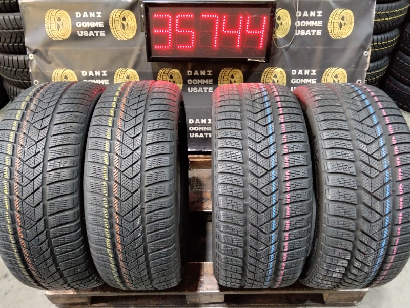2 Gomme usate 255 35 19 e 2 Gomme usate Pneumatici Invernali PIRELLI 2 Gomme usate 255 35 19 e 2 Gomme usate Pneumatici Invernali PIRELLI