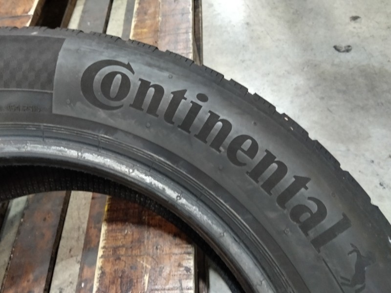 2 Gomme usate 205 60 16 Pneumatici Invernali CONTINENTAL 2 Gomme usate 205 60 16 Pneumatici Invernali CONTINENTAL