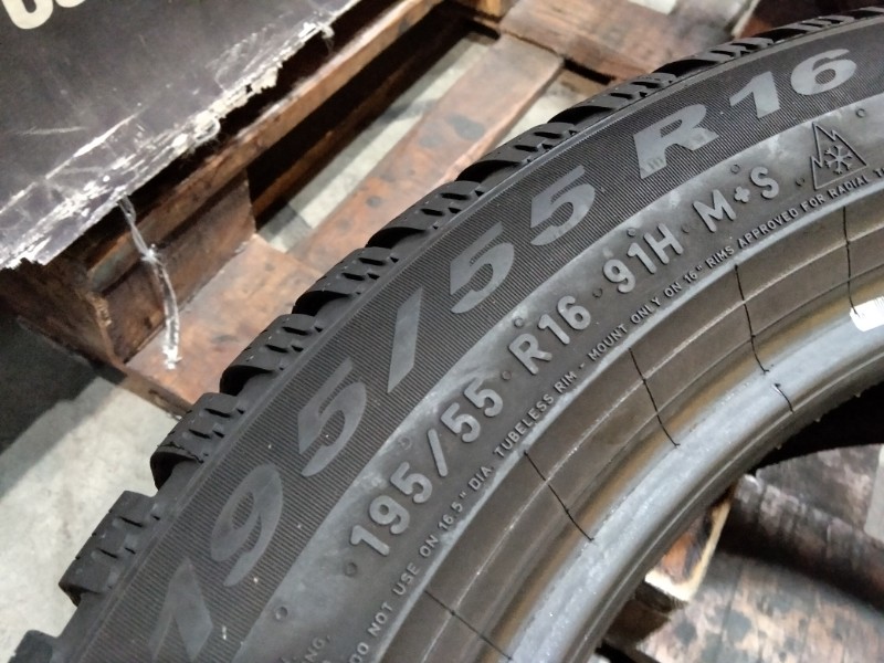 4 Gomme usate 195 55 16 Pneumatici Invernali PIRELLI 4 Gomme usate 195 55 16 Pneumatici Invernali PIRELLI