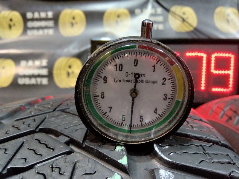4 Gomme usate 215 55 18 Pneumatici Invernali PIRELLI 4 Gomme usate 215 55 18 Pneumatici Invernali PIRELLI