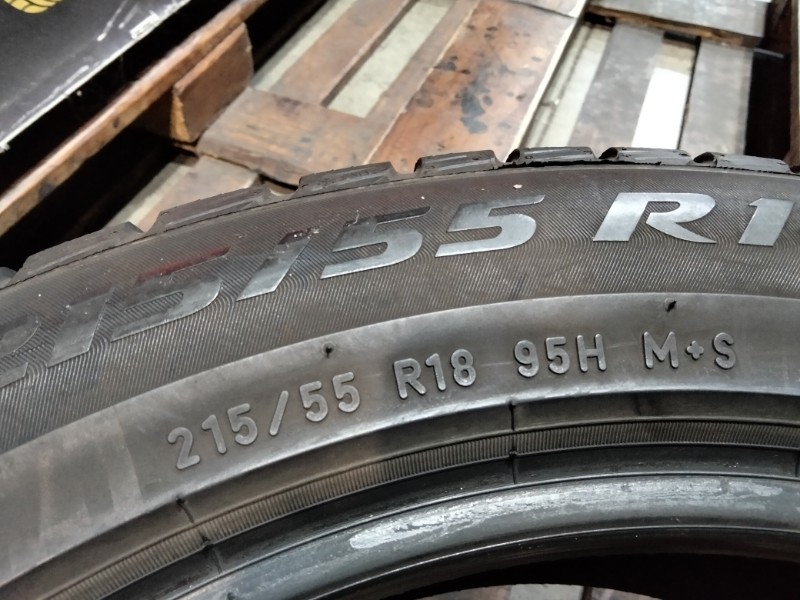 4 Gomme usate 215 55 18 Pneumatici Invernali PIRELLI 4 Gomme usate 215 55 18 Pneumatici Invernali PIRELLI
