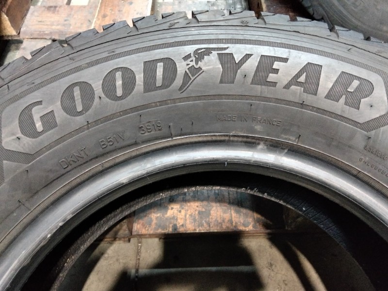 4 Gomme usate Pneumatici Invernali GOODYEAR 4 Gomme usate Pneumatici Invernali GOODYEAR