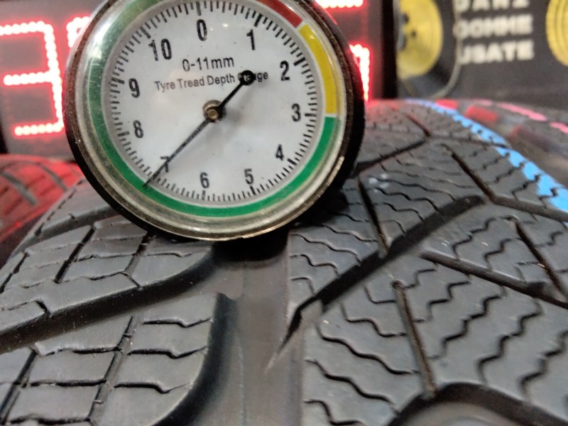 4 Gomme usate 225 55 18 Pneumatici Invernali PIRELLI 4 Gomme usate 225 55 18 Pneumatici Invernali PIRELLI