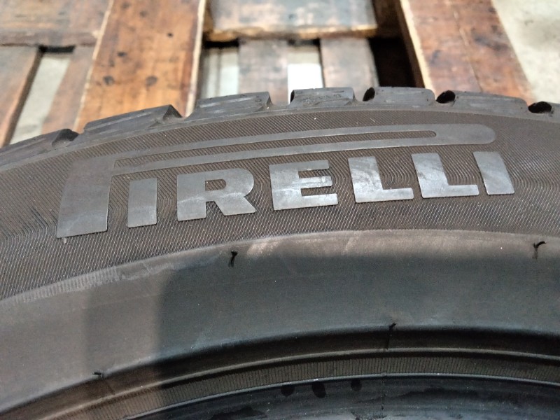 4 Gomme usate 225 55 18 Pneumatici Invernali PIRELLI 4 Gomme usate 225 55 18 Pneumatici Invernali PIRELLI