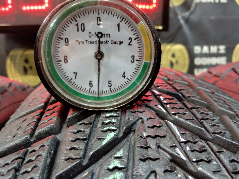 4 Gomme usate 175 65 14 Pneumatici Invernali GOODYEAR 4 Gomme usate 175 65 14 Pneumatici Invernali GOODYEAR
