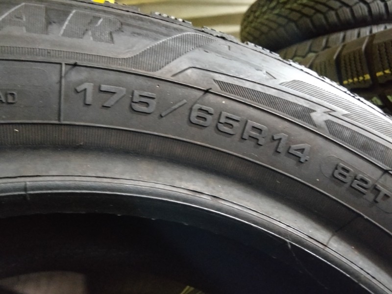 4 Gomme usate 175 65 14 Pneumatici Invernali GOODYEAR 4 Gomme usate 175 65 14 Pneumatici Invernali GOODYEAR