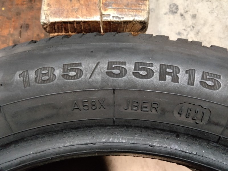 2 Gomme usate 185 55 15 Pneumatici Invernali DUNLOP 2 Gomme usate 185 55 15 Pneumatici Invernali DUNLOP