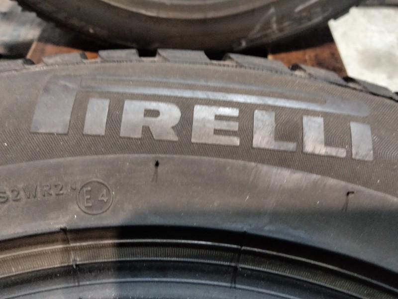4 Gomme usate 205 60 16 Pneumatici Invernali PIRELLI 4 Gomme usate 205 60 16 Pneumatici Invernali PIRELLI