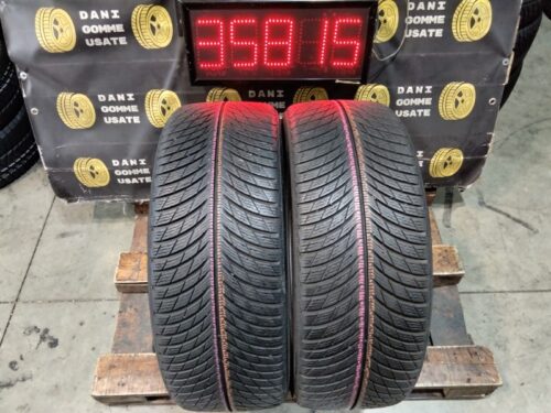 2 Gomme usate 235 45 20 Pneumatici Invernali MICHELIN
