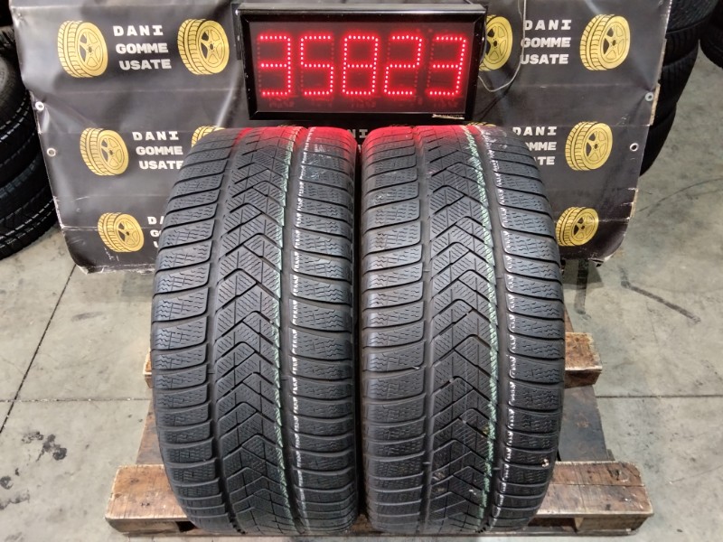 2 Gomme usate 275 40 20 RUN FLAT Pneumatici Invernali PIRELLI 2 Gomme usate 275 40 20 RUN FLAT Pneumatici Invernali PIRELLI