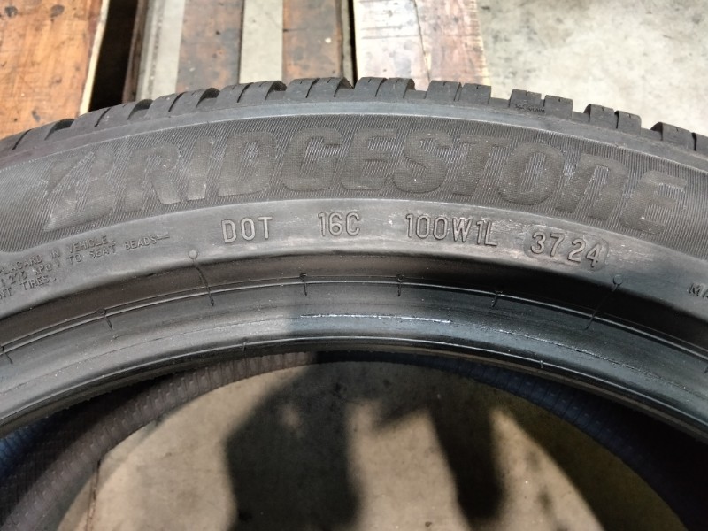 2 Gomme usate 255 45 20 Pneumatici Invernali BRIDGESTONE 2 Gomme usate 255 45 20 Pneumatici Invernali BRIDGESTONE