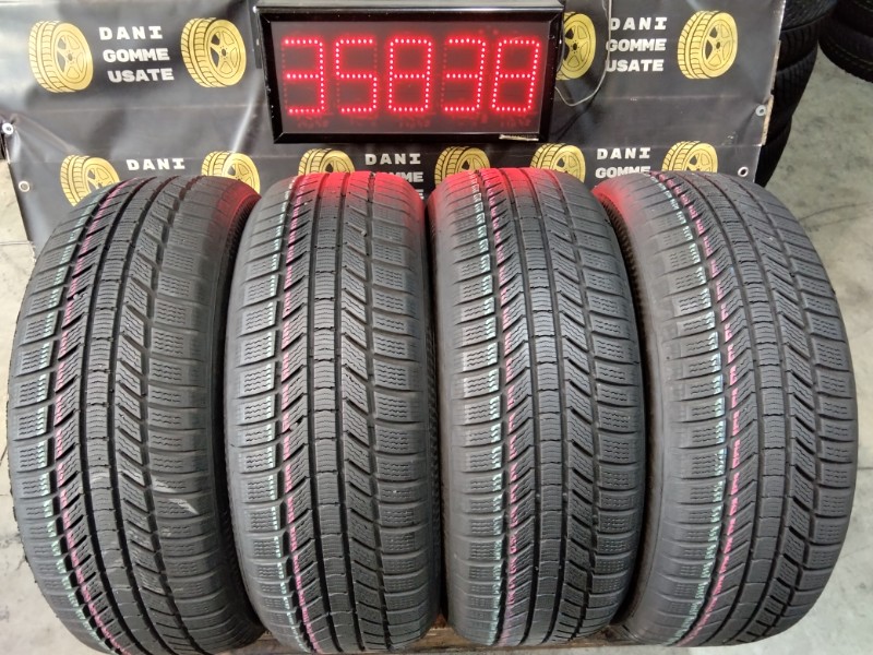 4 Gomme usate 225 55 18 Pneumatici Invernali CONTINENTAL 4 Gomme usate 225 55 18 Pneumatici Invernali CONTINENTAL