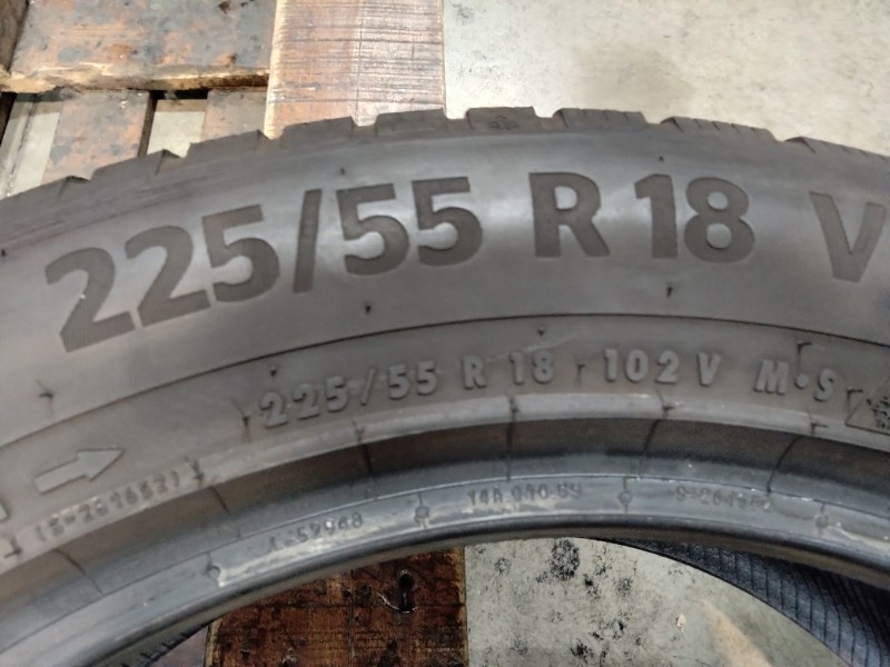 4 Gomme usate 225 55 18 Pneumatici Invernali CONTINENTAL 4 Gomme usate 225 55 18 Pneumatici Invernali CONTINENTAL