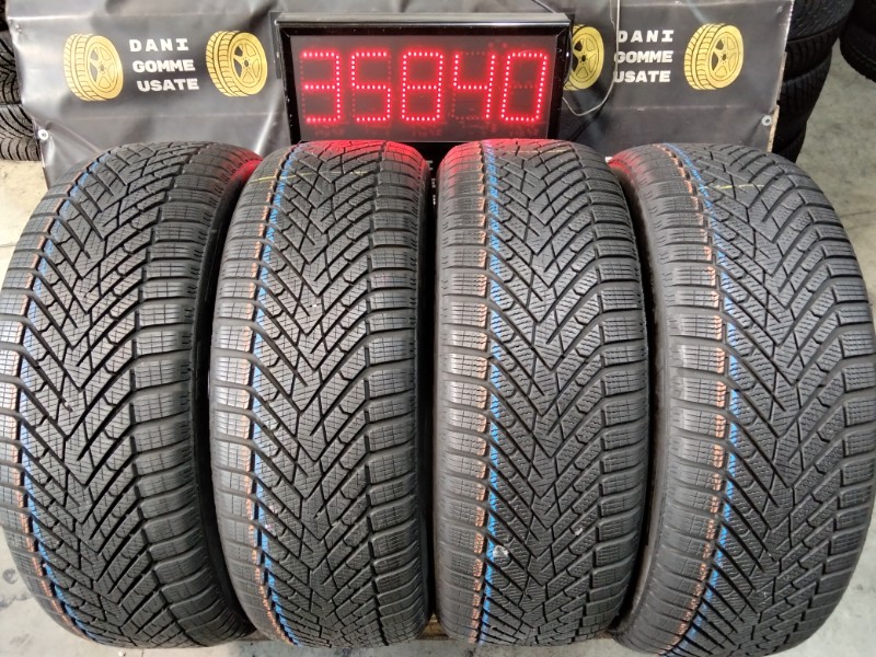 4 Gomme usate 235 55 20 Pneumatici Invernali PIRELLI 4 Gomme usate 235 55 20 Pneumatici Invernali PIRELLI