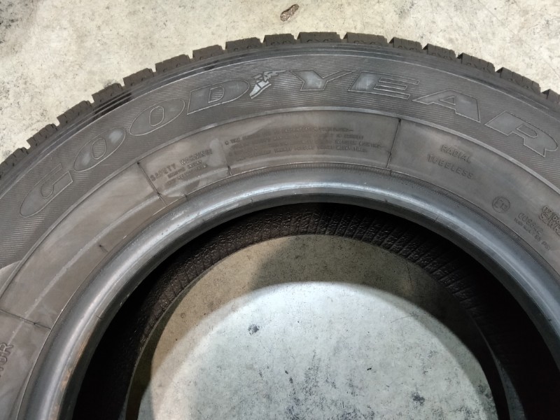 4 Gomme usate 225 70 15 C Pneumatici Invernali GOODYEAR 4 Gomme usate 225 70 15 C Pneumatici Invernali GOODYEAR
