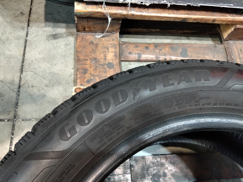 2 Gomme usate 205 55 16 Pneumatici Invernali GOODYEAR 2 Gomme usate 205 55 16 Pneumatici Invernali GOODYEAR