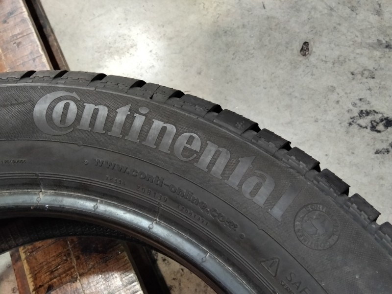 2 Gomme usate 205 55 16 Pneumatici Invernali CONTINENTAL 2 Gomme usate 205 55 16 Pneumatici Invernali CONTINENTAL