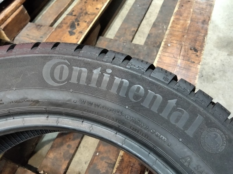 4 Gomme usate 205 55 16 Pneumatici Invernali CONTINENTAL 4 Gomme usate 205 55 16 Pneumatici Invernali CONTINENTAL