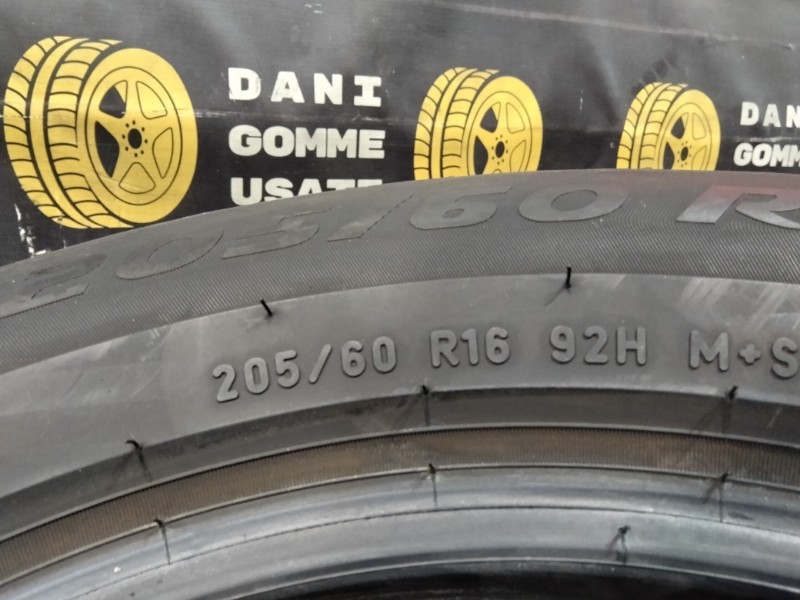 4 Gomme usate 205 60 16 Pneumatici Invernali PIRELLI 4 Gomme usate 205 60 16 Pneumatici Invernali PIRELLI