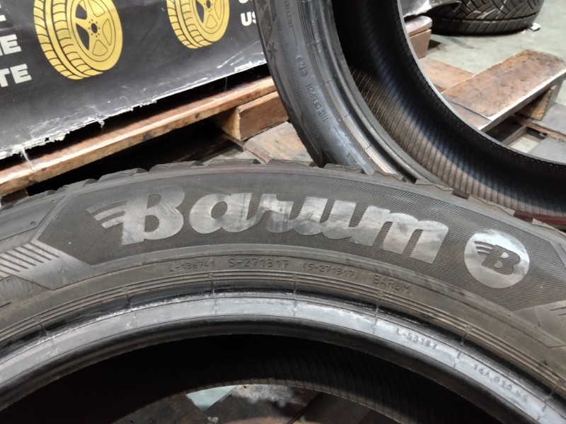 4 Gomme usate 195 55 16 Pneumatici Invernali BARUM 4 Gomme usate 195 55 16 Pneumatici Invernali BARUM