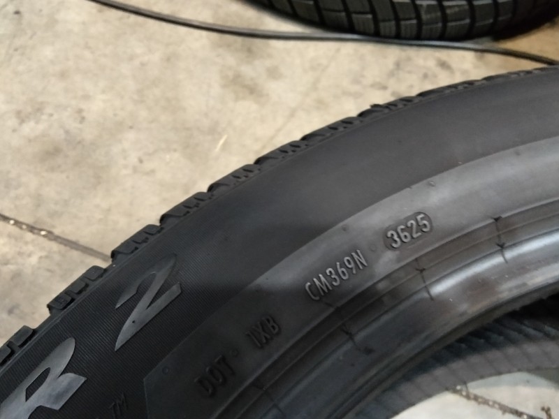 4 Gomme usate 225 55 19 Pneumatici Invernali PIRELLI 4 Gomme usate 225 55 19 Pneumatici Invernali PIRELLI