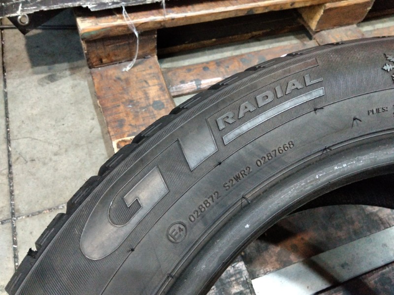 2 Gomme usate 215 55 17 Pneumatici Invernali GT RADIAL 2 Gomme usate 215 55 17 Pneumatici Invernali GT RADIAL