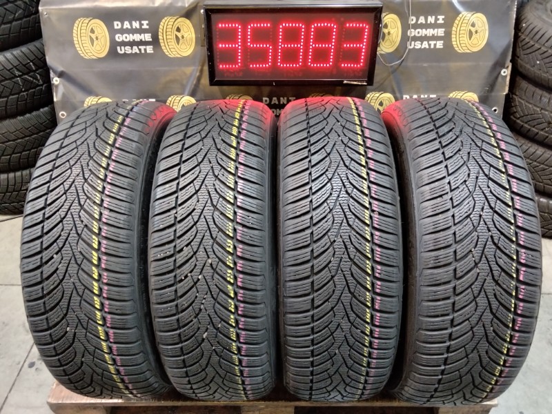 4 Gomme usate 215 60 17 Pneumatici Invernali CEAT 4 Gomme usate 215 60 17 Pneumatici Invernali CEAT