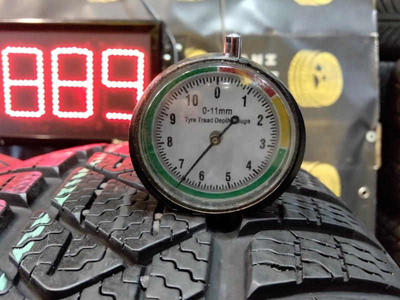 4 Gomme usate 205 55 17 Pneumatici Invernali PIRELLI 4 Gomme usate 205 55 17 Pneumatici Invernali PIRELLI