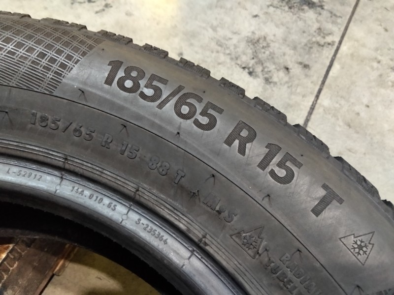 4 Gomme usate 185 65 15 Pneumatici Invernali CONTINENTAL 4 Gomme usate 185 65 15 Pneumatici Invernali CONTINENTAL