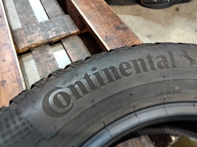 4 Gomme usate 185 65 15 Pneumatici Invernali CONTINENTAL 4 Gomme usate 185 65 15 Pneumatici Invernali CONTINENTAL