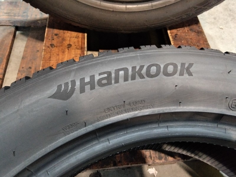 4 Gomme usate 225 55 18 Pneumatici Invernali HANKOOK 4 Gomme usate 225 55 18 Pneumatici Invernali HANKOOK