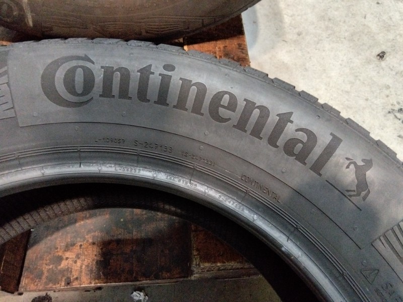 4 Gomme usate 215 65 17 Pneumatici 4 Stagioni CONTINENTAL 4 Gomme usate 215 65 17 Pneumatici 4 Stagioni CONTINENTAL