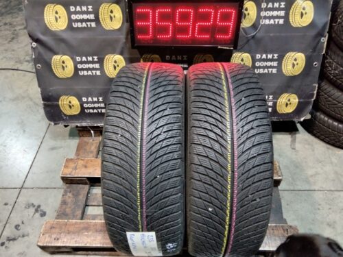2 Gomme usate 235 55 18 Pneumatici Invernali MICHELIN
