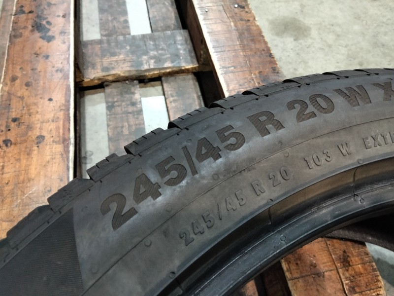 4 Gomme usate 245 45 20 Pneumatici Invernali CONTINENTAL 4 Gomme usate 245 45 20 Pneumatici Invernali CONTINENTAL