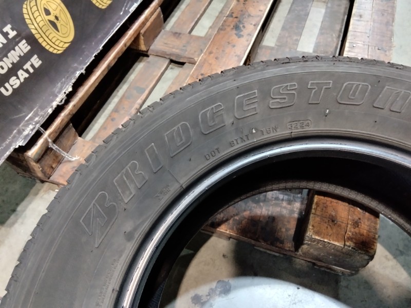 4 Gomme usate 265 60 18 Pneumatici 4 Stagioni BRIDGESTONE 4 Gomme usate 265 60 18 Pneumatici 4 Stagioni BRIDGESTONE