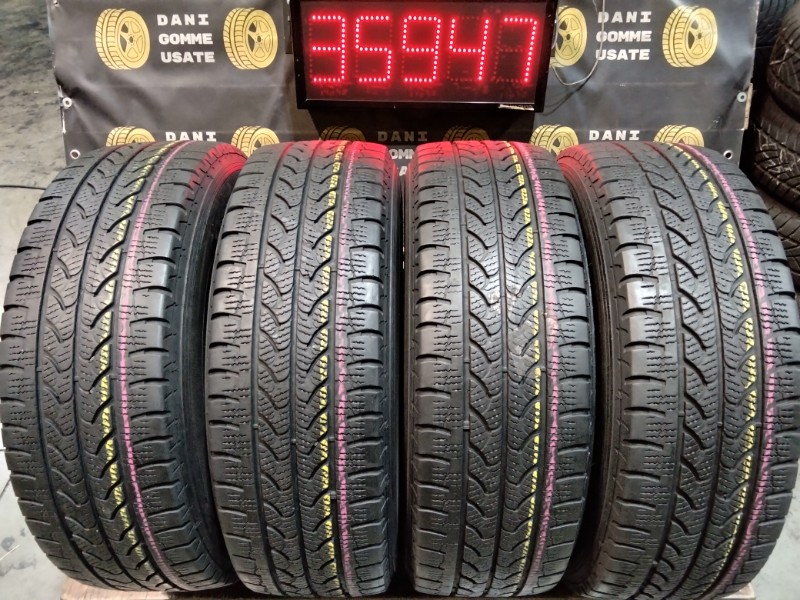 4 Gomme usate 215 70 15 C Pneumatici Invernali SAVA 4 Gomme usate 215 70 15 C Pneumatici Invernali SAVA