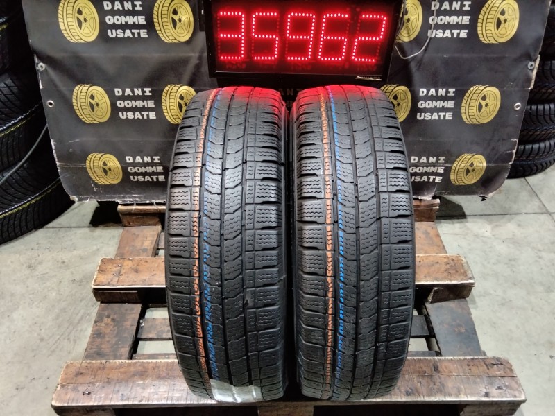 2 Gomme usate 215 70 15 C Pneumatici Invernali KLEBER 2 Gomme usate 215 70 15 C Pneumatici Invernali KLEBER