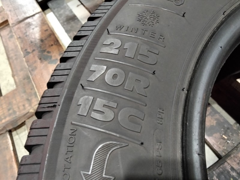2 Gomme usate 215 70 15 C Pneumatici Invernali KLEBER 2 Gomme usate 215 70 15 C Pneumatici Invernali KLEBER