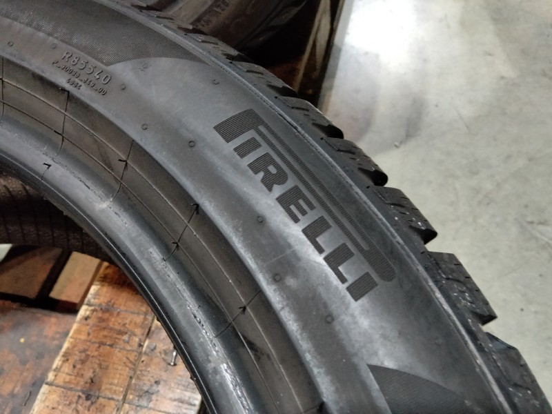 4 Gomme usate 215 50 18 Pneumatici Invernali PIRELLI 4 Gomme usate 215 50 18 Pneumatici Invernali PIRELLI