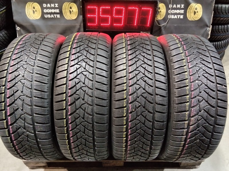 4 Gomme usate 235 55 18 Pneumatici Invernali DUNLOP 4 Gomme usate 235 55 18 Pneumatici Invernali DUNLOP