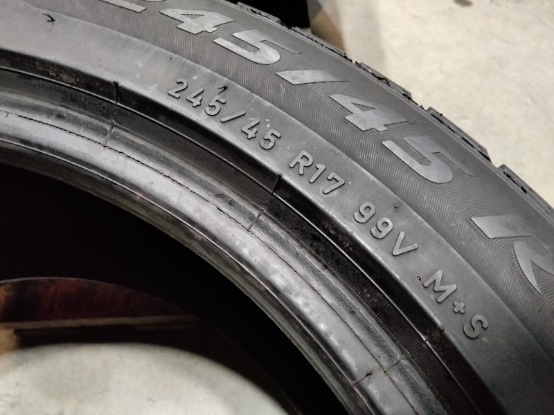 4 Gomme usate 245 45 17 Pneumatici Invernali PIRELLI 4 Gomme usate 245 45 17 Pneumatici Invernali PIRELLI