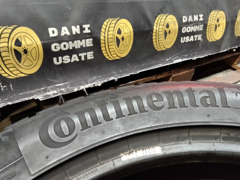 2 Gomme usate 255 45 20 Pneumatici Invernali CONTINENTAL 2 Gomme usate 255 45 20 Pneumatici Invernali CONTINENTAL