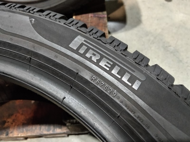 4 Gomme usate 225 45 19 Pneumatici Invernali PIRELLI 4 Gomme usate 225 45 19 Pneumatici Invernali PIRELLI