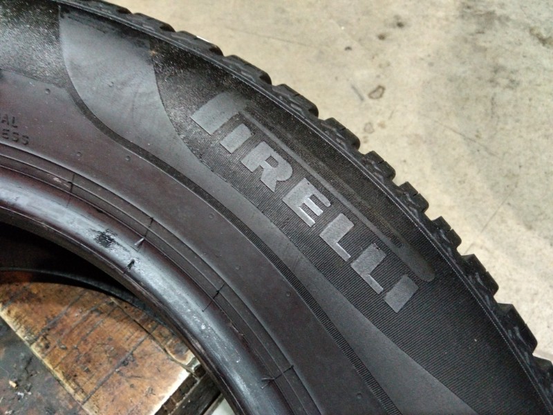 2 Gomme usate 205 60 16 Pneumatici 4 Stagioni PIRELLI 2 Gomme usate 205 60 16 Pneumatici 4 Stagioni PIRELLI